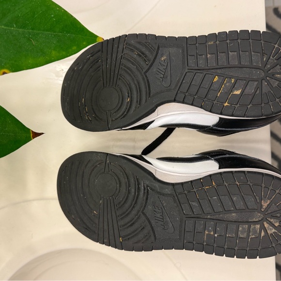 Nike Black and White Dunk Low Panda Dunks - Picture 7 of 9
